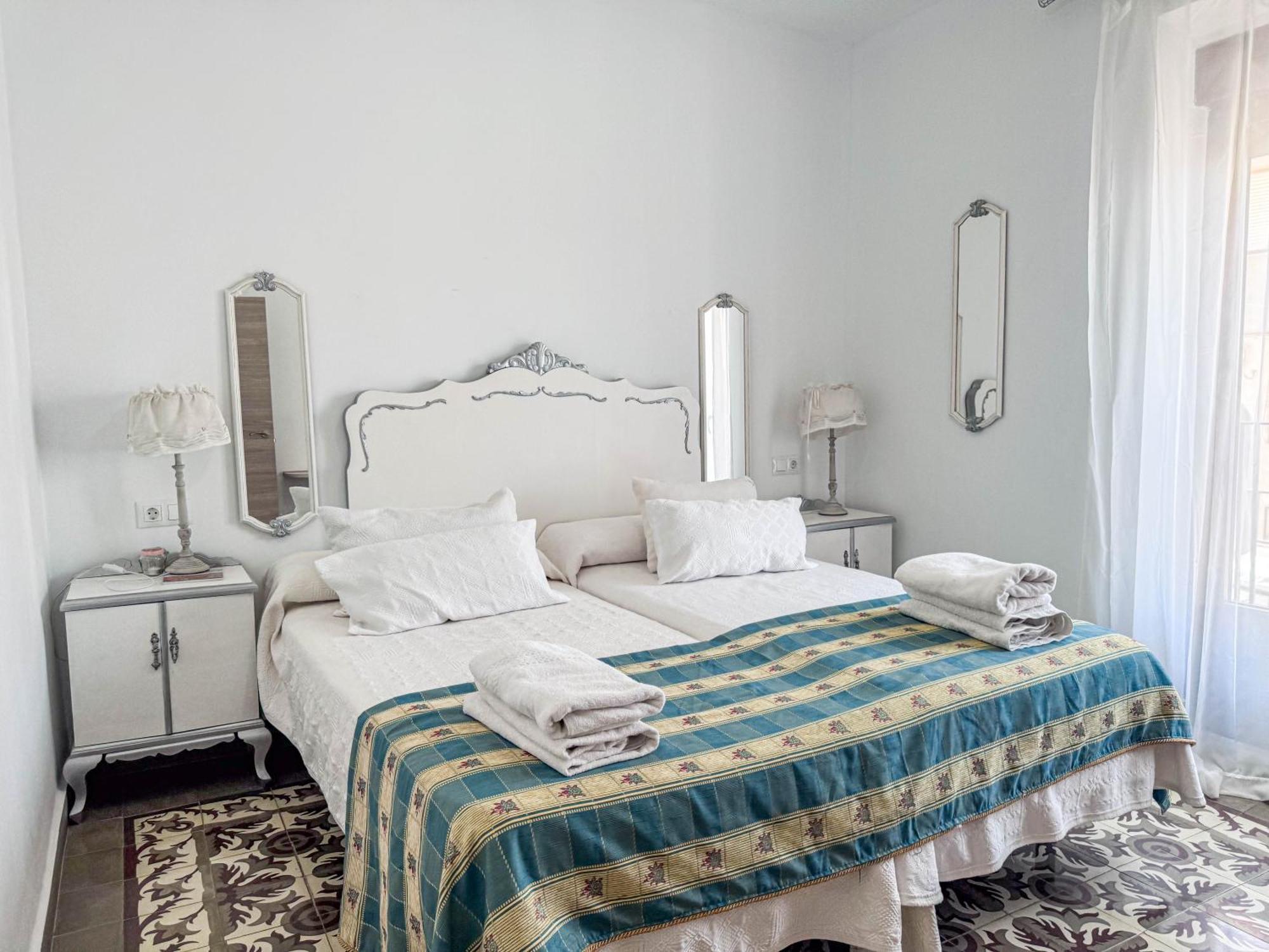 Casa Cueva Rural Vico Ideal Grandes Grupos Freila ภายนอก รูปภาพ